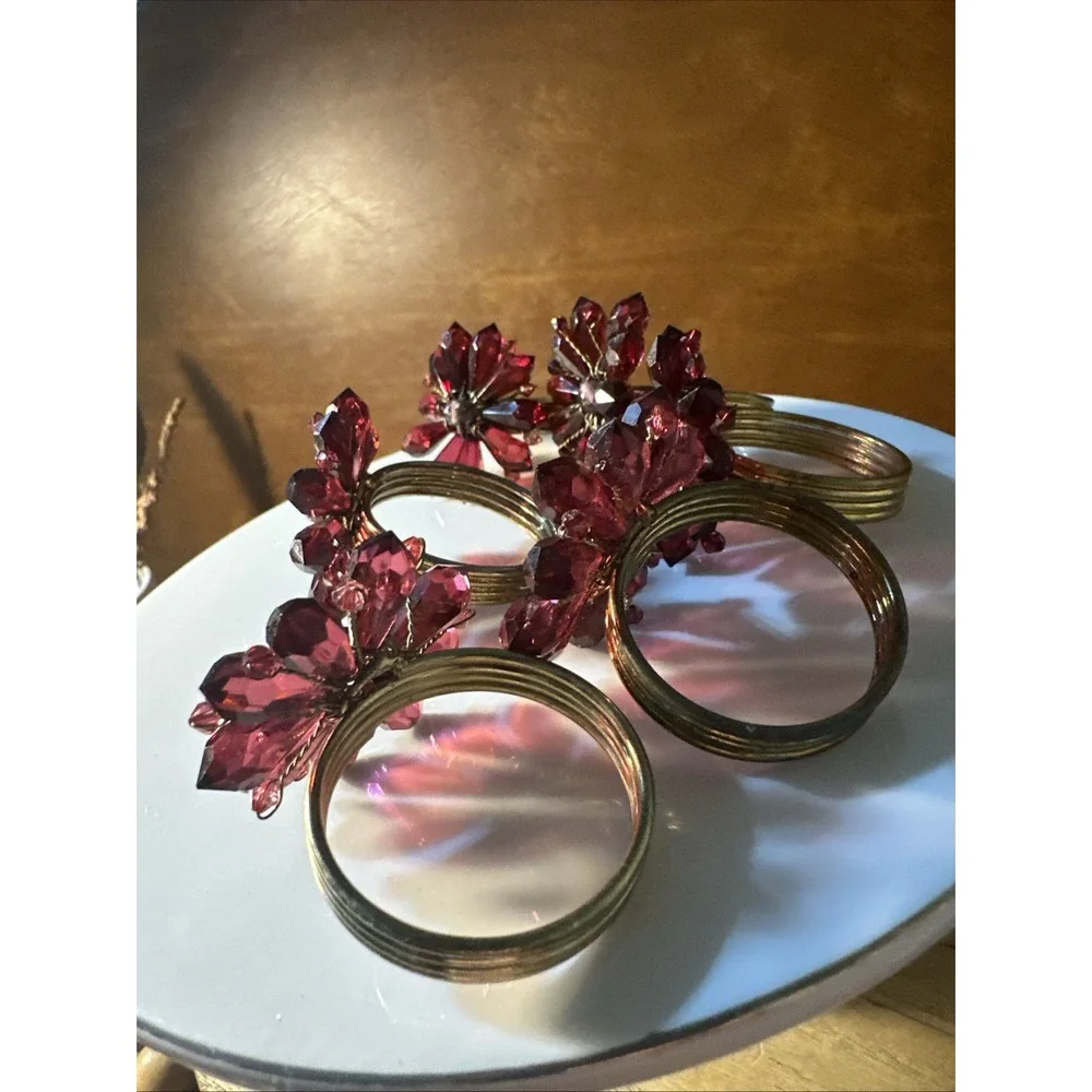 HANDMADE Reddish, Purple Jeweled & BEADED NAPKIN RINGS  SET of 6 gorgeous